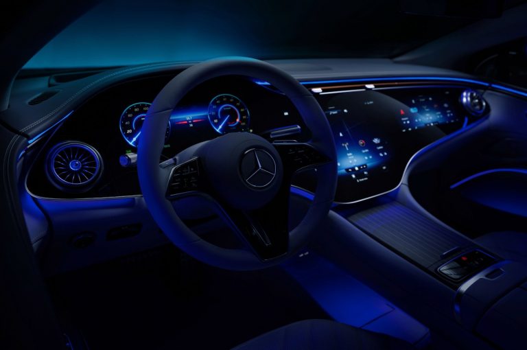 Mercedes EQS 2021: immagini ufficiali