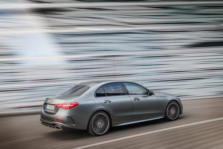 Mercedes Classe C berlina e Station Wagon 2021: le immagini ufficiali