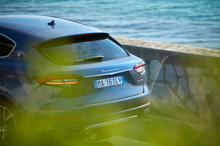 Maserati Levante Hybrid 2021: immagini ufficiali