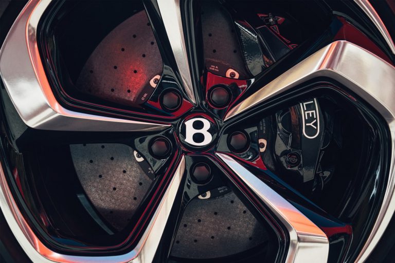 Bentley Bentayga S 2021: immagini ufficiali