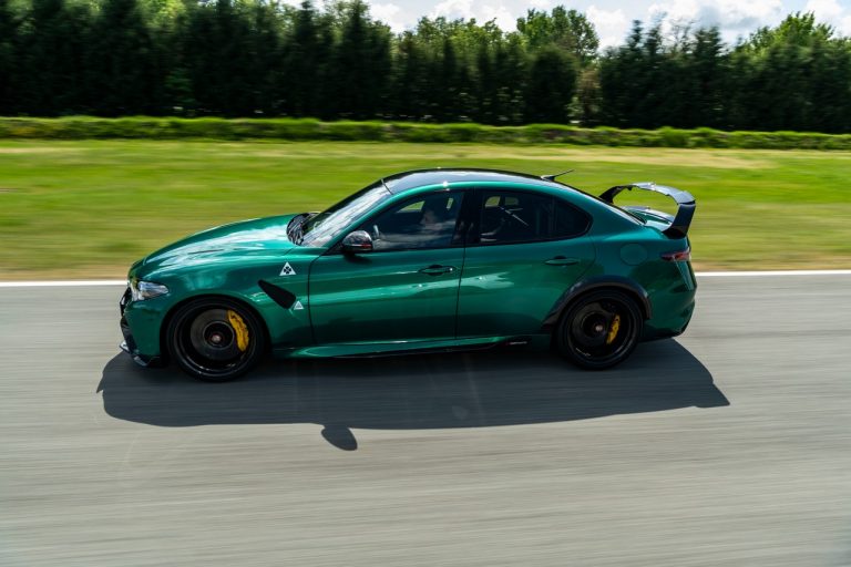 Alfa Romeo Giulia GTA e GTAm 2021: immagini ufficiali
