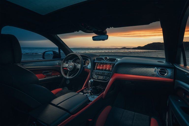 Bentley Bentayga S 2021: immagini ufficiali