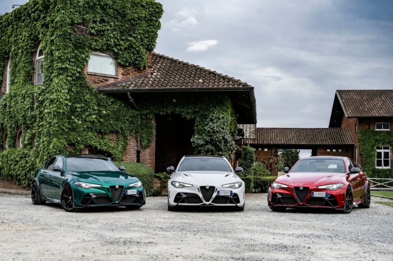 Alfa Romeo Giulia GTA e GTAm 2021: immagini ufficiali