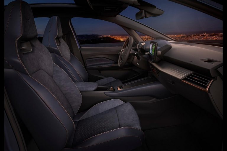 Cupra Born 2021: immagini ufficiali