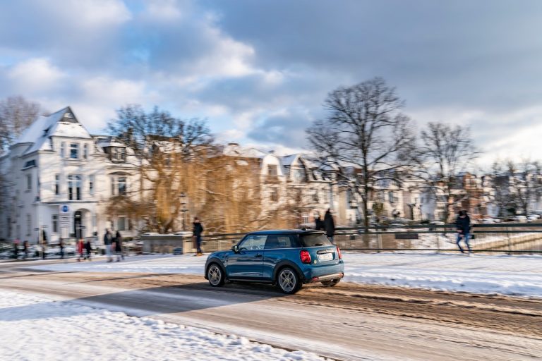 Mini Cooper SE Electric Collection 2021: immagini ufficiali