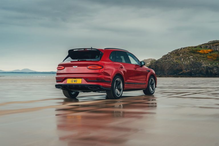 Bentley Bentayga S 2021: immagini ufficiali