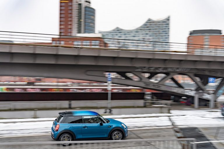 Mini Cooper SE Electric Collection 2021: immagini ufficiali