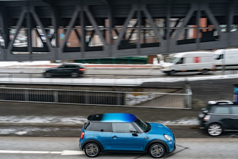 Mini Cooper SE Electric Collection 2021: immagini ufficiali