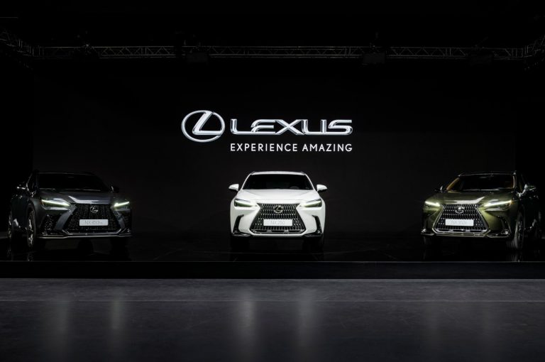 Lexus NX 2022: immagini ufficiali