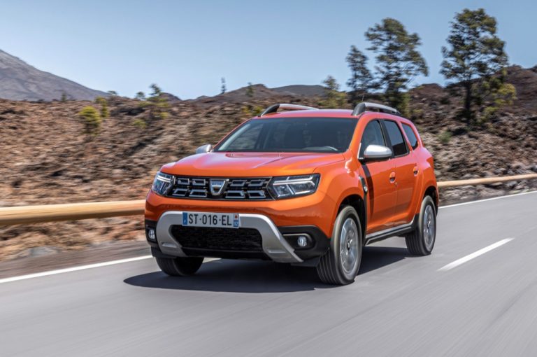 Dacia Duster 2022: immagini ufficiali