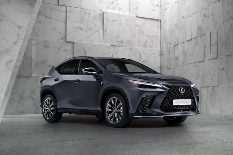 Lexus NX 2022: immagini ufficiali