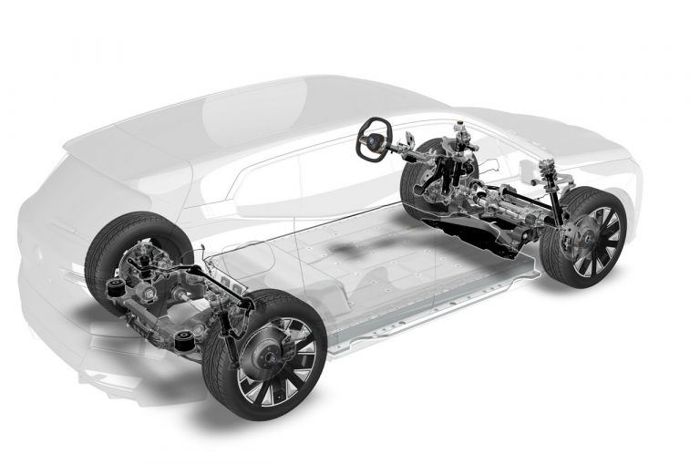 Bmw iX 2021: immagini ufficiali