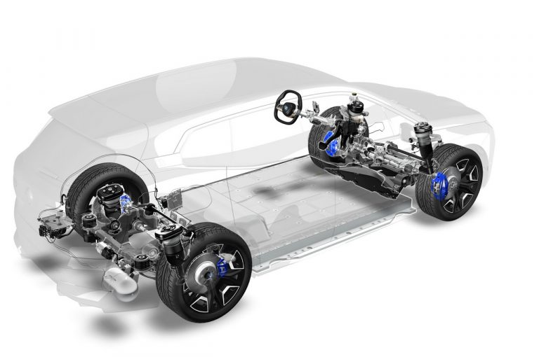Bmw iX 2021: immagini ufficiali