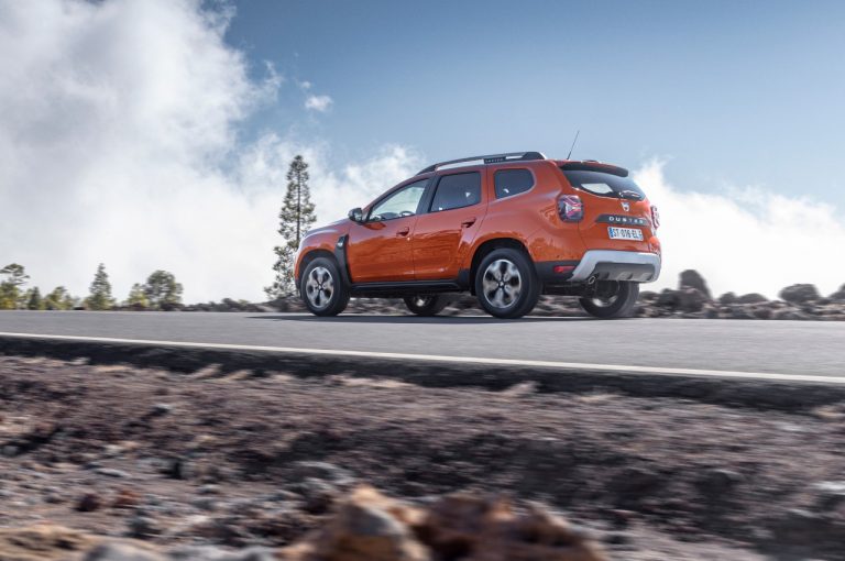 Dacia Duster 2022: immagini ufficiali