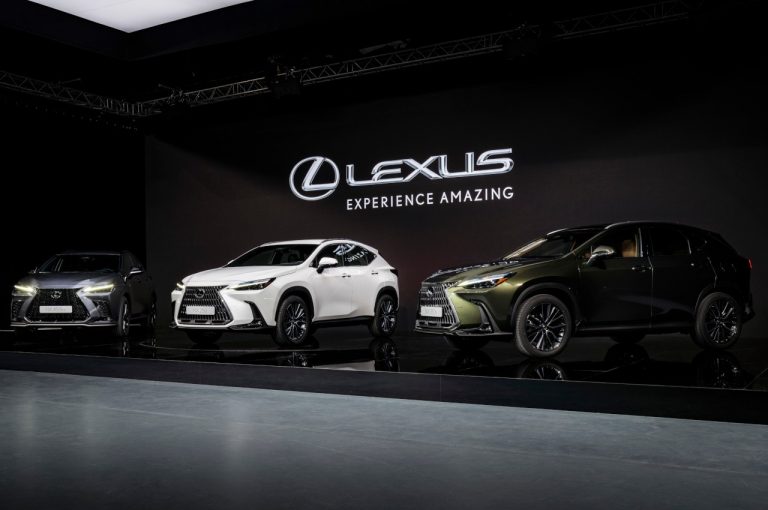 Lexus NX 2022: immagini ufficiali