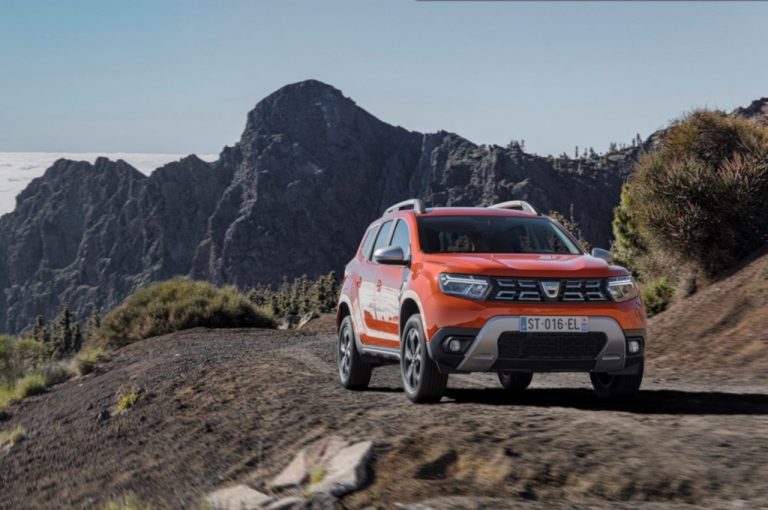 Dacia Duster 2022: immagini ufficiali