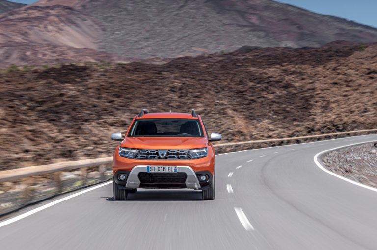Dacia Duster 2022: immagini ufficiali