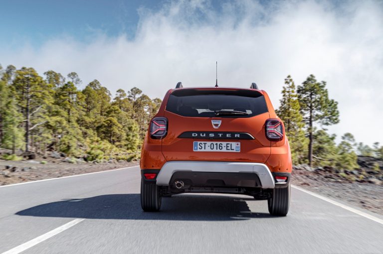 Dacia Duster 2022: immagini ufficiali