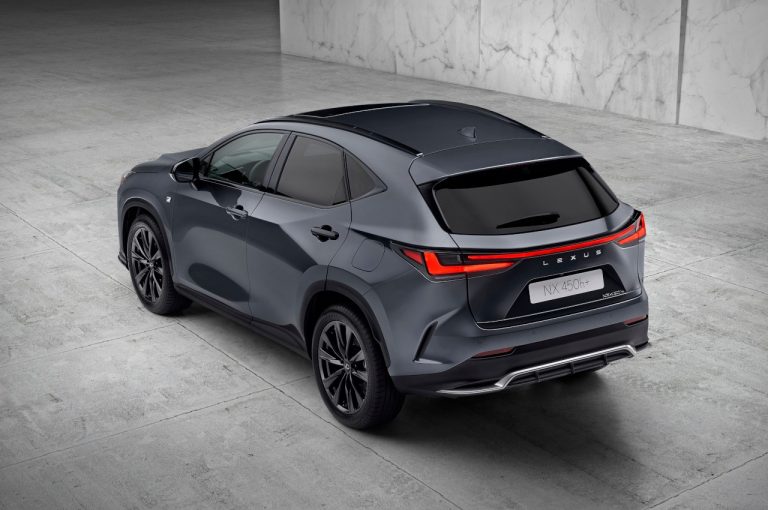 Lexus NX 2022: immagini ufficiali