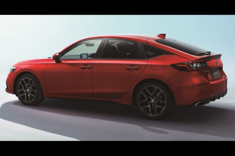 Honda Civic 2022: prime immagini ufficiali dell'undicesima generazione