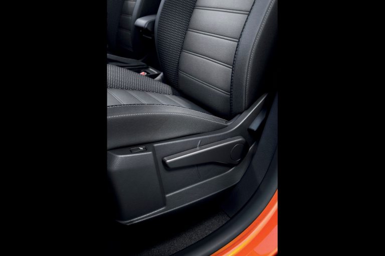 Dacia Duster 2022: immagini ufficiali