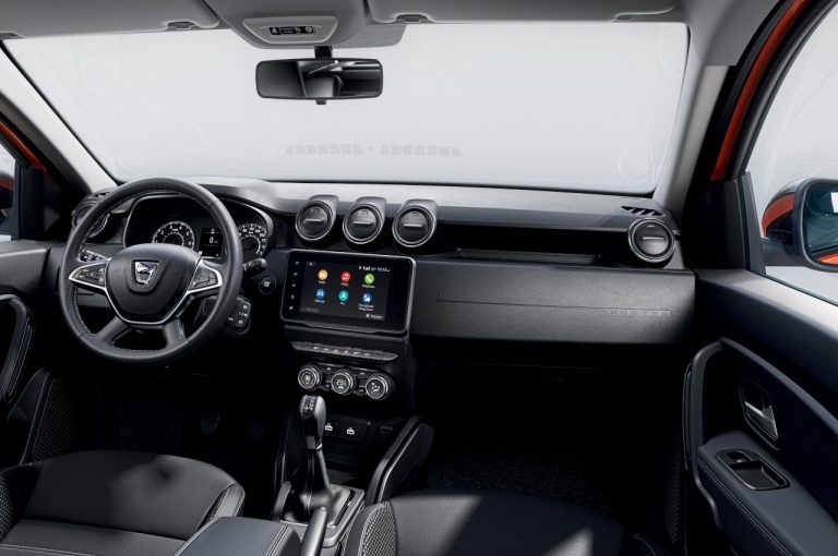 Dacia Duster 2022: immagini ufficiali