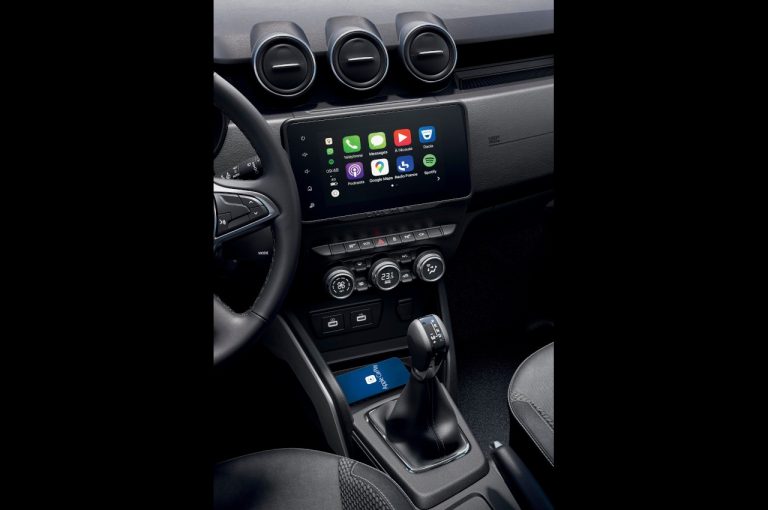 Dacia Duster 2022: immagini ufficiali