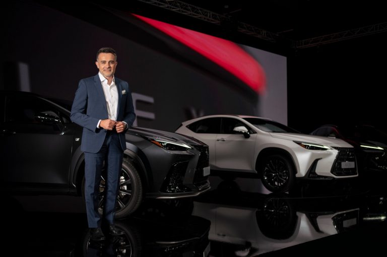 Lexus NX 2022: immagini ufficiali