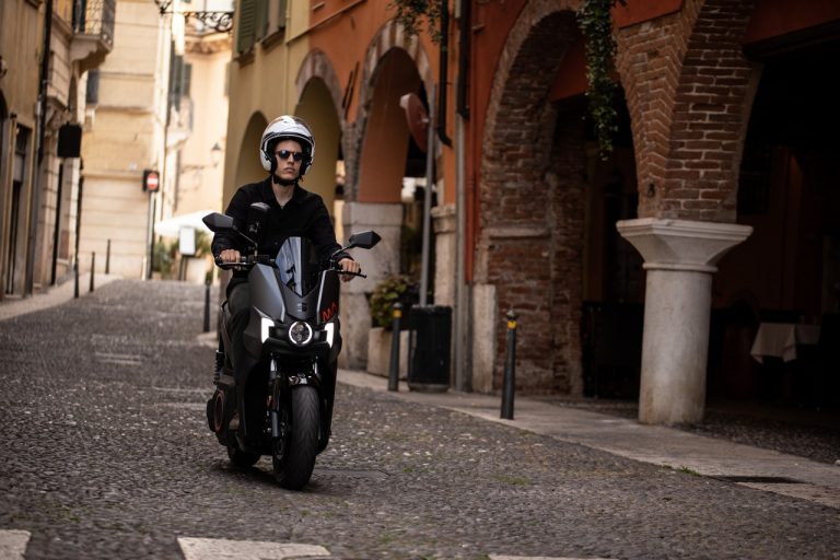 Seat Mó eScooter 125: primo contatto