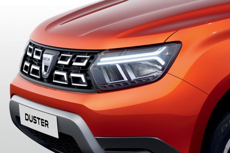 Dacia Duster 2022: immagini ufficiali