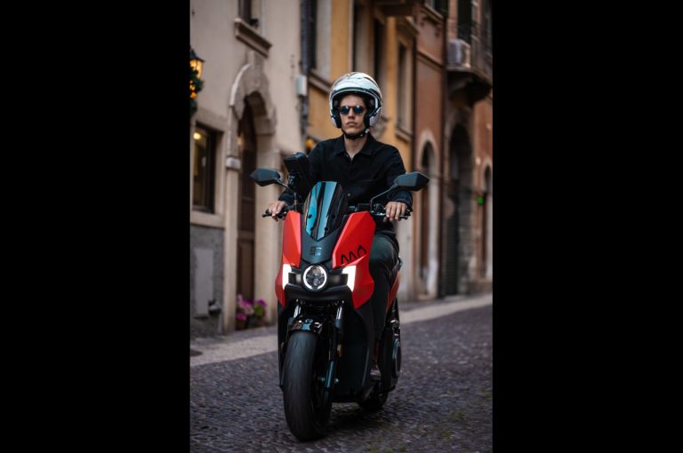 Seat Mó eScooter 125: primo contatto