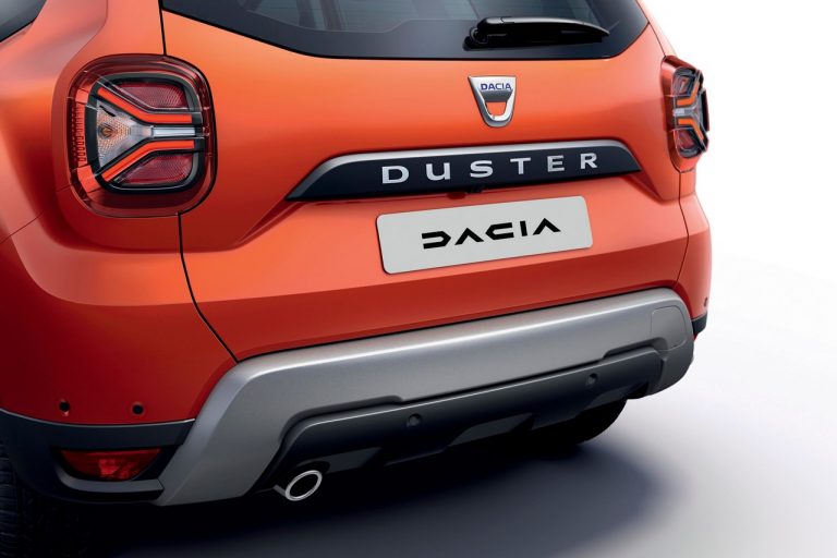 Dacia Duster 2022: immagini ufficiali