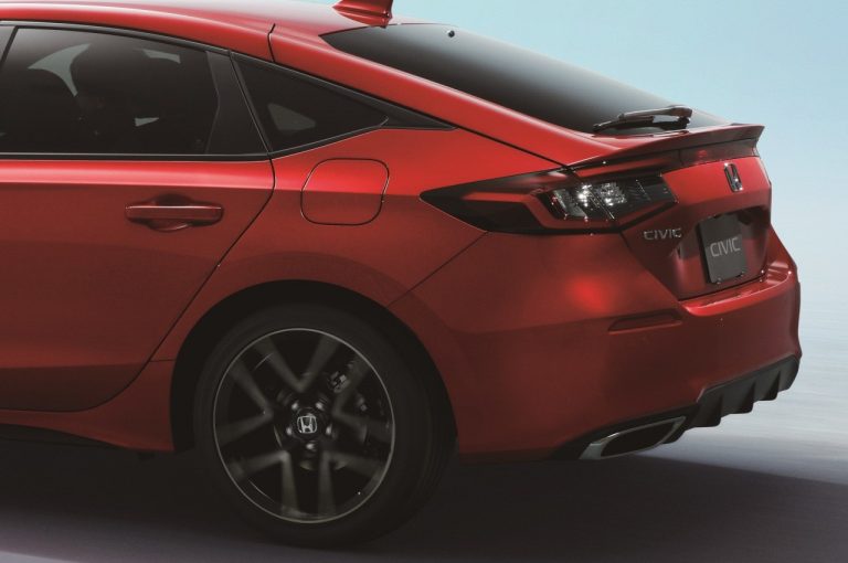 Honda Civic 2022: prime immagini ufficiali dell'undicesima generazione