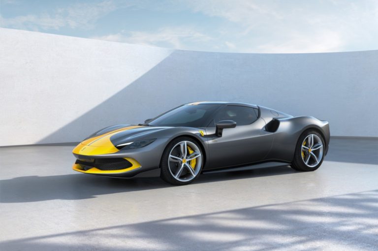 Ferrari 296 GTB 2022: immagini ufficiali