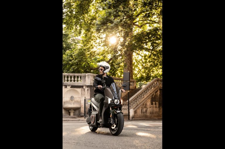 Seat Mó eScooter 125: primo contatto