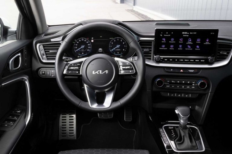 Kia Ceed 2022: immagini ufficiali