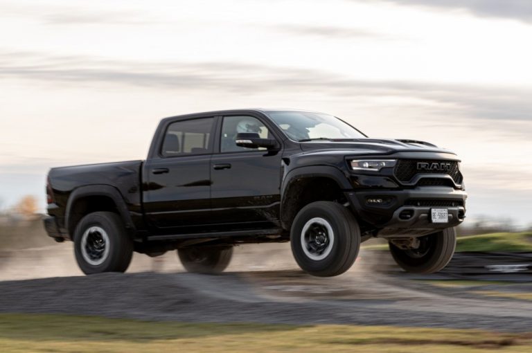 Ram 1500 Trx 2021: nuove immagini ufficiali