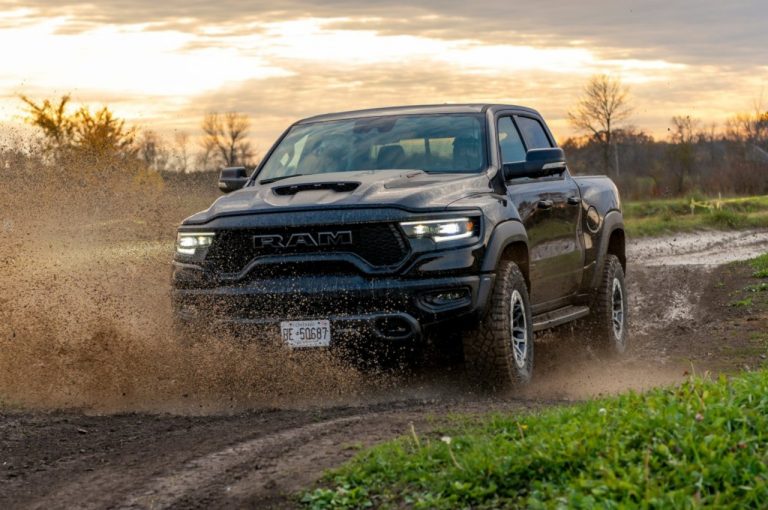 Ram 1500 Trx 2021: nuove immagini ufficiali