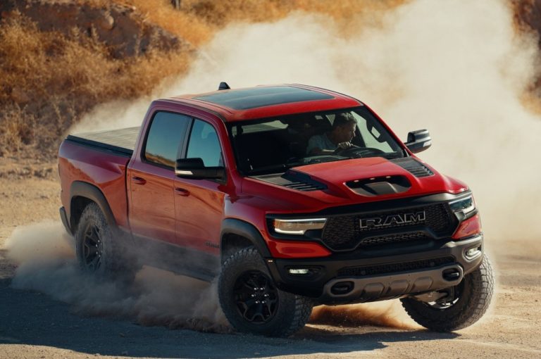 Ram 1500 Trx 2021: nuove immagini ufficiali