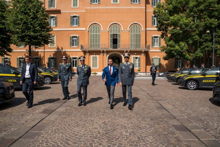 Peugeot e-208 Guardia di Finanza: immagini ufficiali