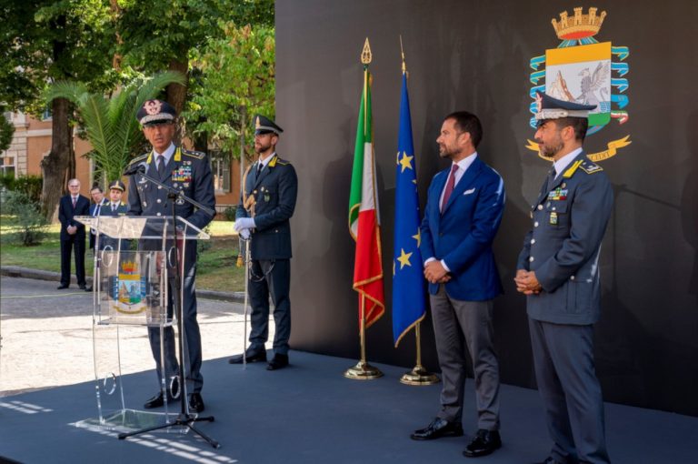 Peugeot e-208 Guardia di Finanza: immagini ufficiali