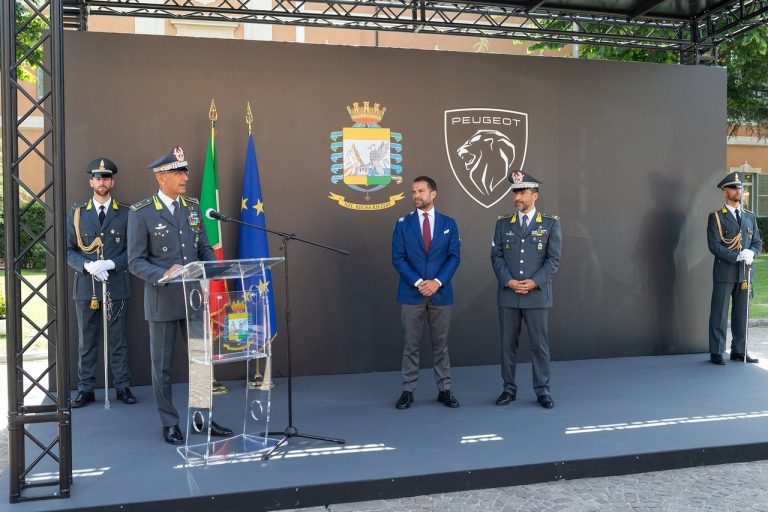 Peugeot e-208 Guardia di Finanza: immagini ufficiali