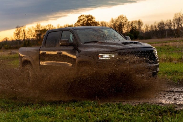 Ram 1500 Trx 2021: nuove immagini ufficiali