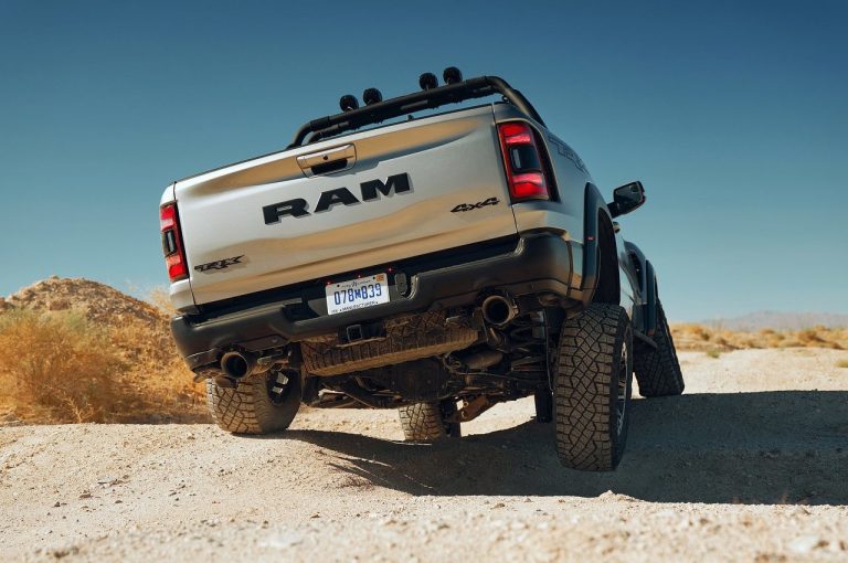 Ram 1500 Trx 2021: nuove immagini ufficiali