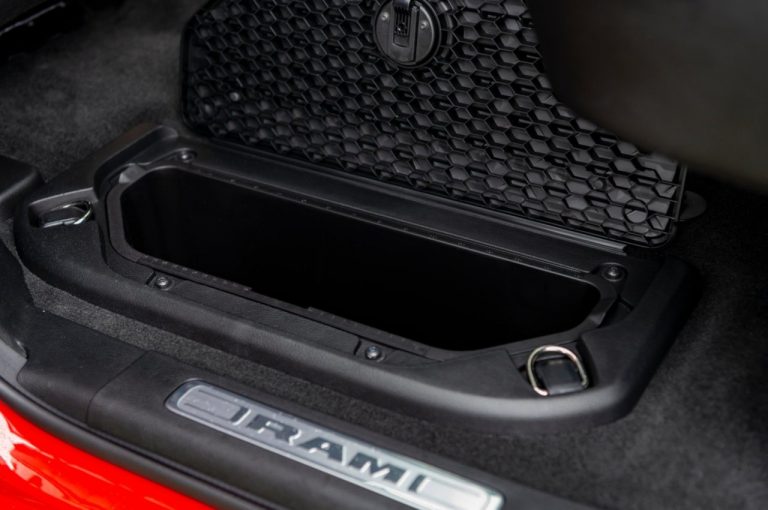Ram 1500 Trx 2021: nuove immagini ufficiali