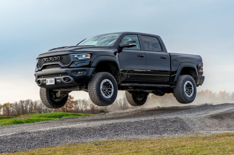Ram 1500 Trx 2021: nuove immagini ufficiali