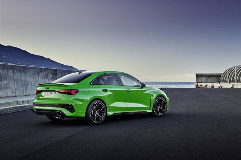 Audi RS3 berlina e Sportback 2022: immagini ufficiali