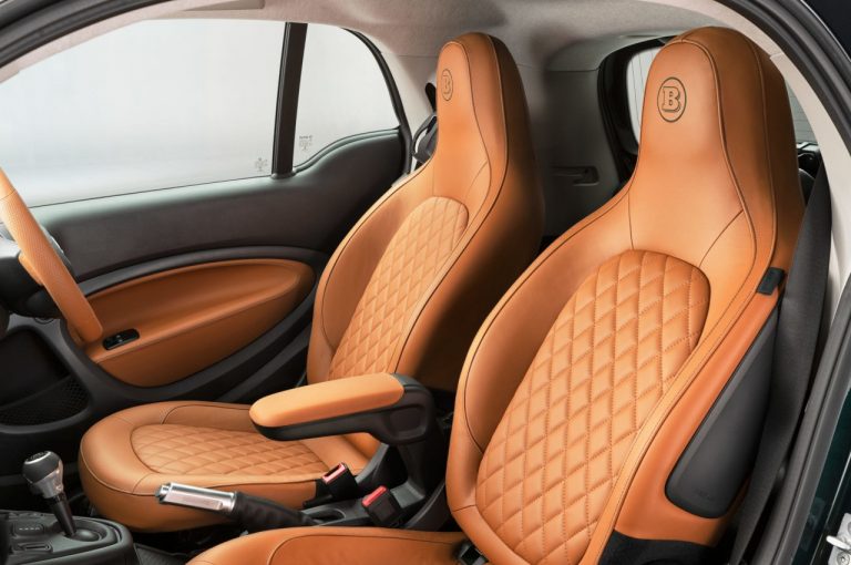 Smart EQ Fortwo Racing Green Edition by Brabus: immagini ufficiali