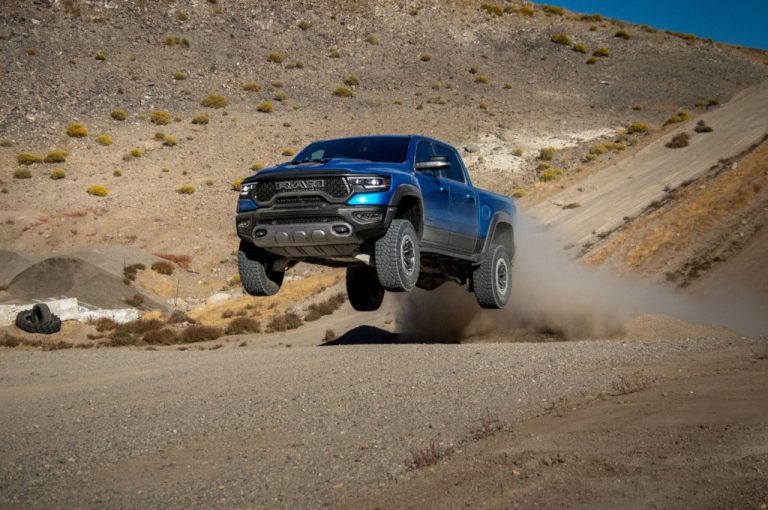 Ram 1500 Trx 2021: nuove immagini ufficiali