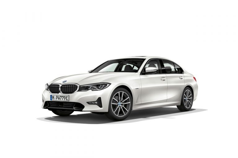 Bmw, novità di gamma estate 2021: immagini ufficiali
